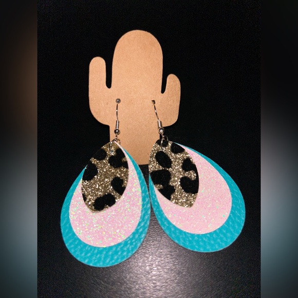 Handmade earrings - Picture 1 of 1